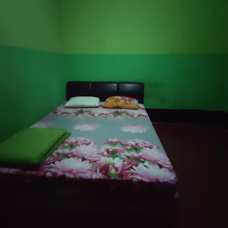 Hotel Utami Pipulu エクステリア 写真