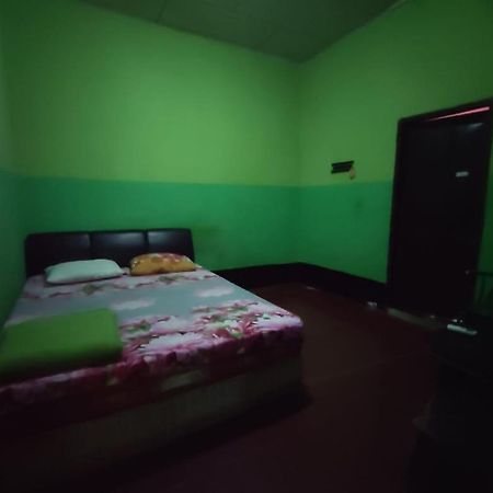 Hotel Utami Pipulu エクステリア 写真