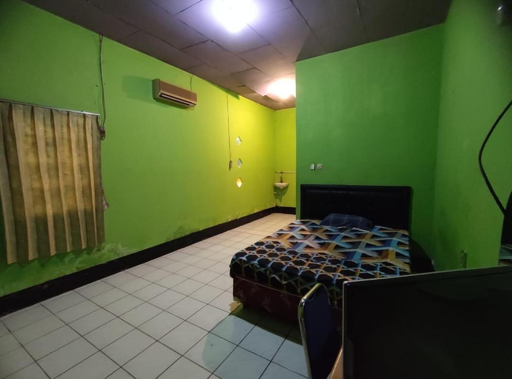 Hotel Utami Pipulu エクステリア 写真